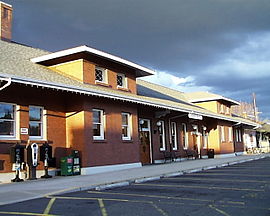 Extérieur de la gare le 31 mars 2007