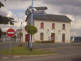 Gare de Châteauneuf-sur-Cher.JPG
