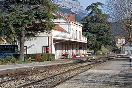 La gare vue coté voies en 2008.