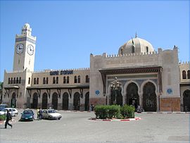 Bâtiment voyageurs de la gare d'Oran.