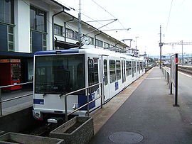 Métro de la ligne M1 en gare de Renens