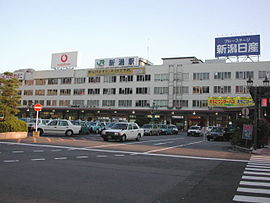 La gare vue de l'extérieur