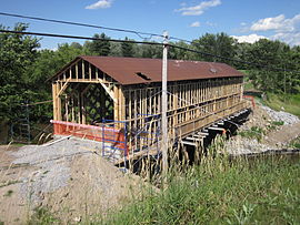 Pont Joseph-Édouard-Perrault Réno2.jpg