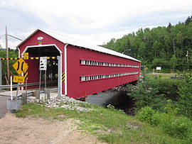 Pont Thiffault vue ouest.jpg