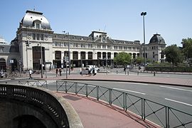 Plan large de la facade de la Gare Matabiau