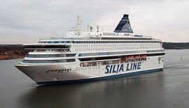 Silja Europa arrivant dans le port de Mariehamn en 2005