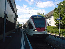 Stadler FLIRT Gare Riehen.jpg