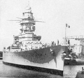 Le croiseur de bataille Strasbourg