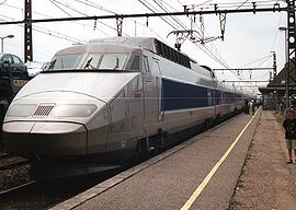 TGV Sud-Est en gare en 2001