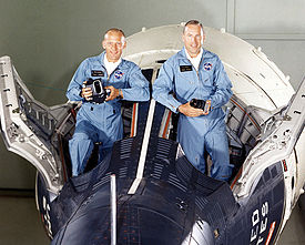 Gemini12 crew.jpg