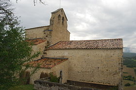Église de Montclar-sur-Gervanne, qui domine le village.