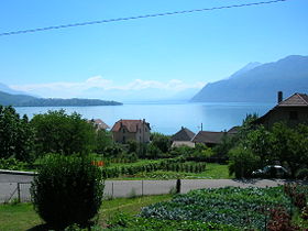 Le lac du Bourget vu depuis Brison