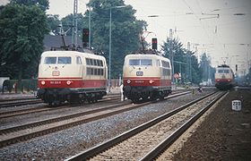 DB série 103 à Bremen-Hemelingen le 11/07/1984
