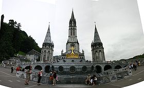 Image illustrative de l'article Basilique Notre-Dame-du-Rosaire de Lourdes
