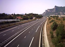 Photographie de la route A 51 : L'autoroute « Val de Durance » au sud de La Saulce (Hautes-Alpes)