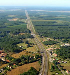 Photographie de la route N 10 : Vue aérienne de la RN 10 vers Saugnacq-et-Muret(Landes)