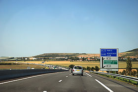 Photographie de la route A 75 : L'A75 à proximité de Clermont-Ferrand, avant la sortie 3.