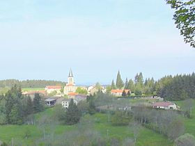 Vue générale du bourg d'Aix-la-Fayette