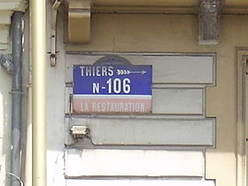 Photographie de la route N 106 : Ancien panneau de la RN 106, système Cavardon, à Vichy