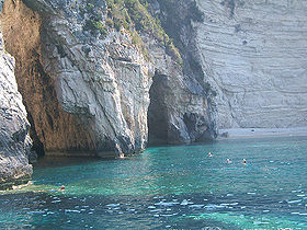 Grottes au nord-ouest de l'île