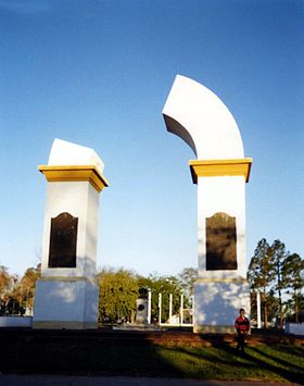 Arco-Trunco-Yapeyu-Corrientes.jpg