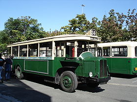 Autobus Renault TN6 A2 de 1932.jpg