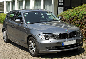 BMW 118d (E87) Facelift front 20100711.jpg