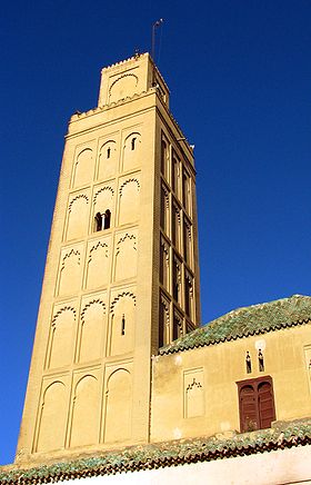Minaret de l'édifice, photographié en décembre 2009