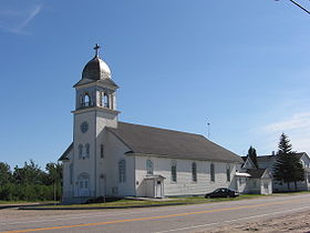 Centre des naufrages et l'église de Baie-Trinité