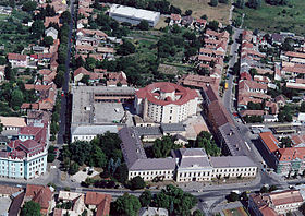 L'ancien hôtel de ville et la prison