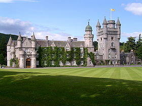 Le château en juillet 2004