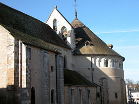 Image illustrative de l'article Basilique Saint-Jacques-le-Majeur de Neuvy-Saint-Sépulchre