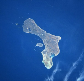 Image satellite de Bonaire (à droite) et de Klein Bonaire (à gauche).