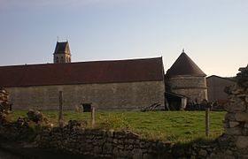 Église et ferme du prieuré