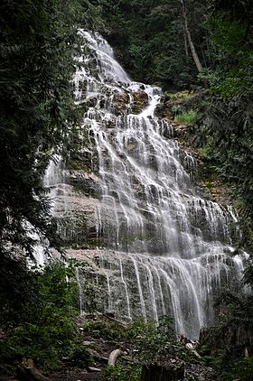 Image illustrative de l'article Parc provincial des Bridal Veil Falls