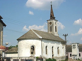 L'église catholique Saint-Charles-Borromée à Tovariševo