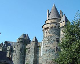 Castle-Vitre-France6.jpg