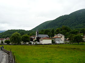 Le village de Cazarilh