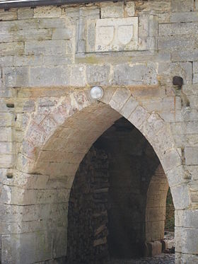 L'entrée du château de Cusey