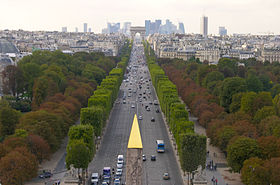L'Avenue des Champs-Élysées vue depuis la Concorde