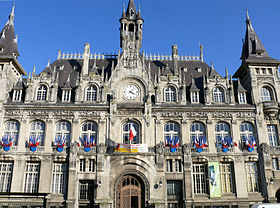 La façade de l'hôtel de ville