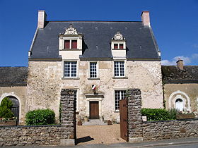 Chemiré-sur-Sarthe - Town hall.jpg