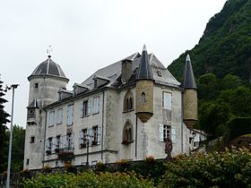 Le château de Cierp, actuelle mairie de Cierp-Gaud.