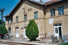 La gare de Lovćenac en 2003