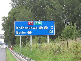 La E28 à Kołbaskowo en Pologne