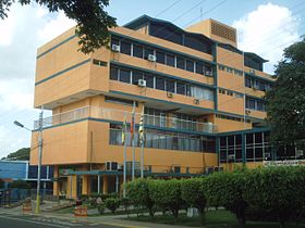 Edificio sede de la Alcaldía del Municipio Piar.JPG