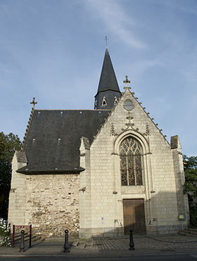 Eglise Saint-Aubin des Ponts-de-Cé 1.jpg