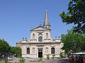 Image illustrative de l'article Église Saint-Pierre-Saint-Paul de Rueil-Malmaison