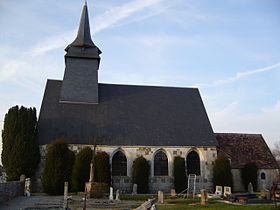 Église Saint-Aubin et ifs irlandais