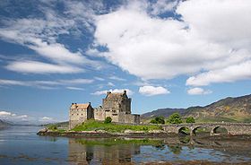 Vue d'Eilean Donan et de son château.